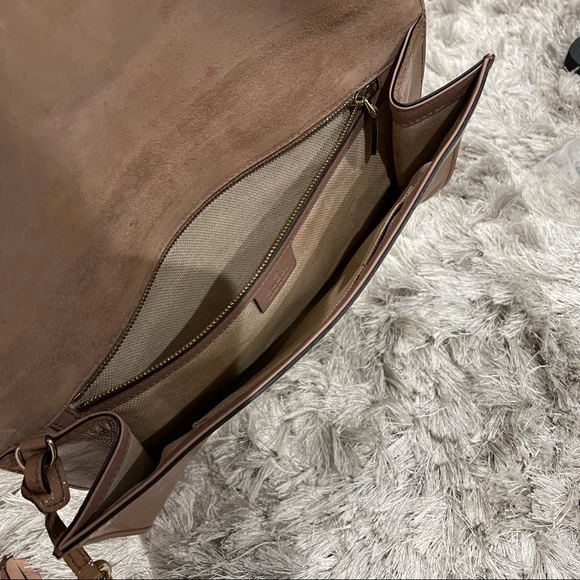 SOLD!!! Gucci Clutch - Picture 6 of 9